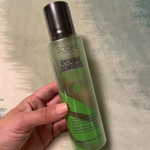 🥒 Soo'AE Replenishing Cucumber Face Mist 🥒 - Picture 1 of 5